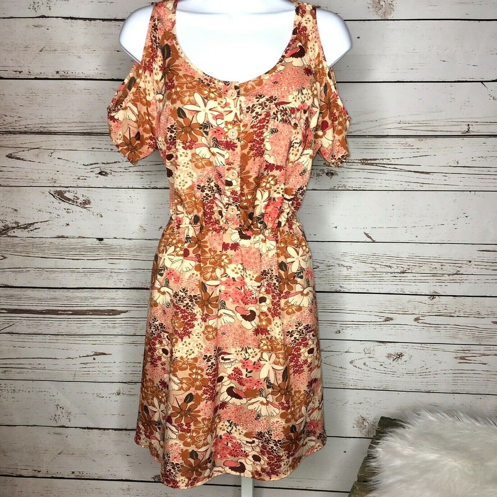 Forever 21 Boutique cold shoulder floral Dress M
